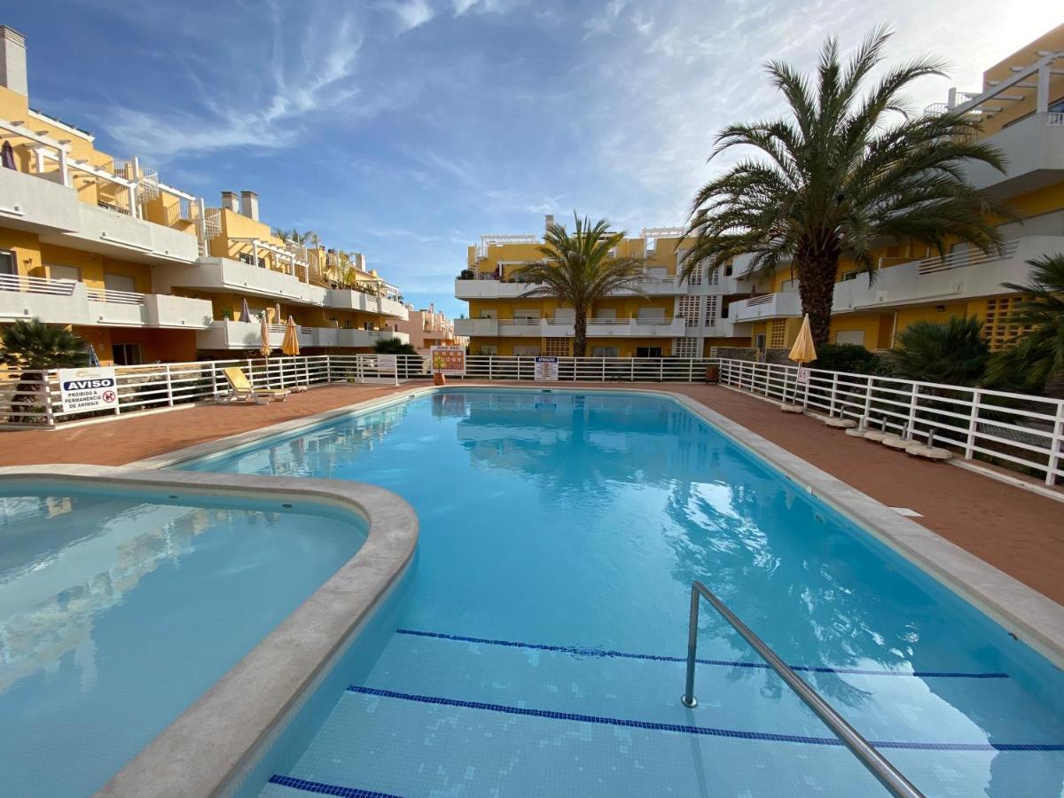 Apartamento T2 Com Piscina Em Conceicao E Cabanas De Tavira Bagian luar foto